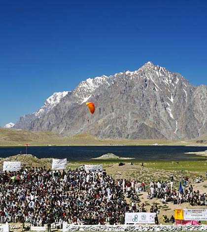 Shandur